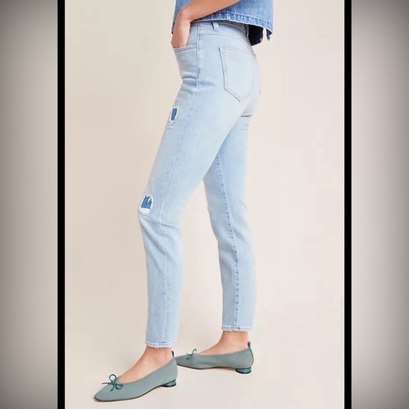 Closed Baker High-Rise
Distressed Slim Jeans sz 28 - Picture 3 of 13